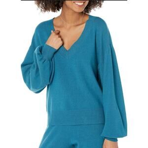 NWT The Drop Sapphire Blue V-neck sweater
